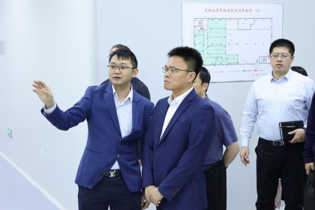 王志平區(qū)長帶隊蒞臨信誼津津走訪調(diào)研，現(xiàn)場研究解決企業(yè)發(fā)展問題